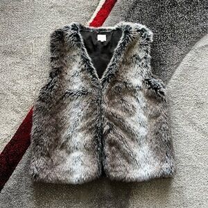 Ellison Faux Fur Gray Vest
